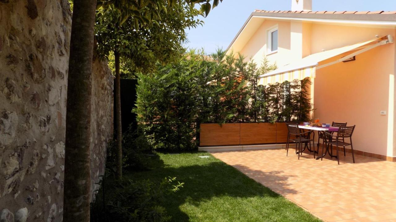 Millyholidays - Apartment Lilla - Center - Nearby Beach - Private Garden - Spa Pool 바르돌리노 외부 사진