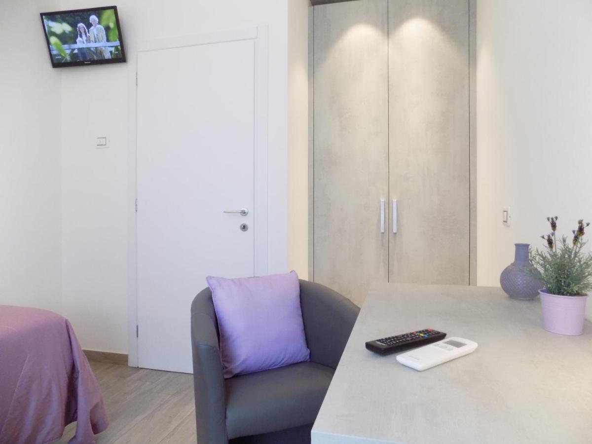 Millyholidays - Apartment Lilla - Center - Nearby Beach - Private Garden - Spa Pool 바르돌리노 외부 사진