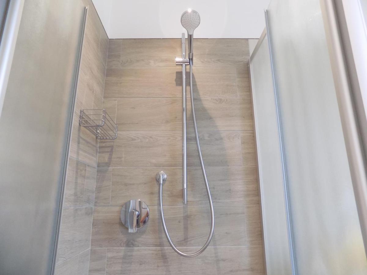 Millyholidays - Apartment Lilla - Center - Nearby Beach - Private Garden - Spa Pool 바르돌리노 외부 사진